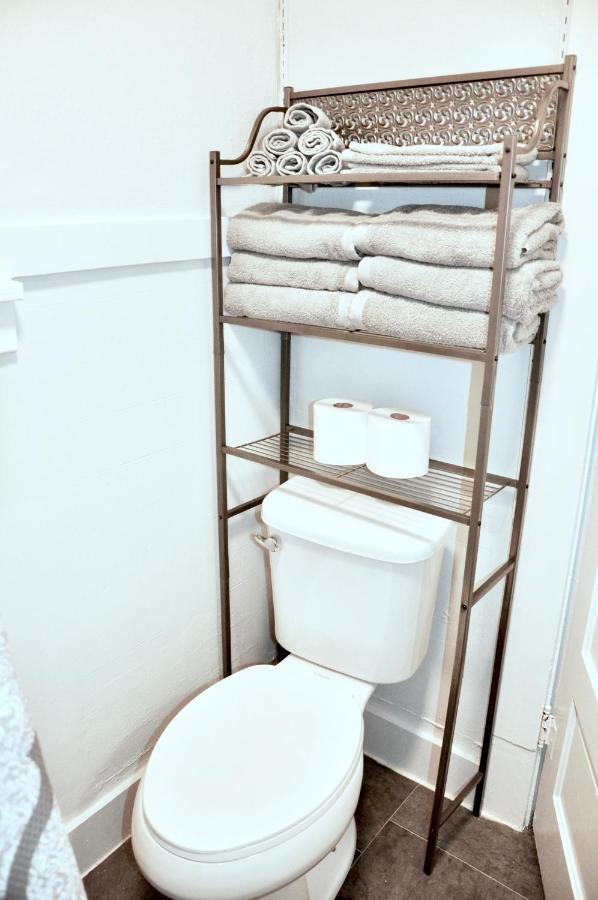 Downtown 1 Bedroom Charmer - Walk, Bike, Enjoy!! Rapid City Buitenkant foto