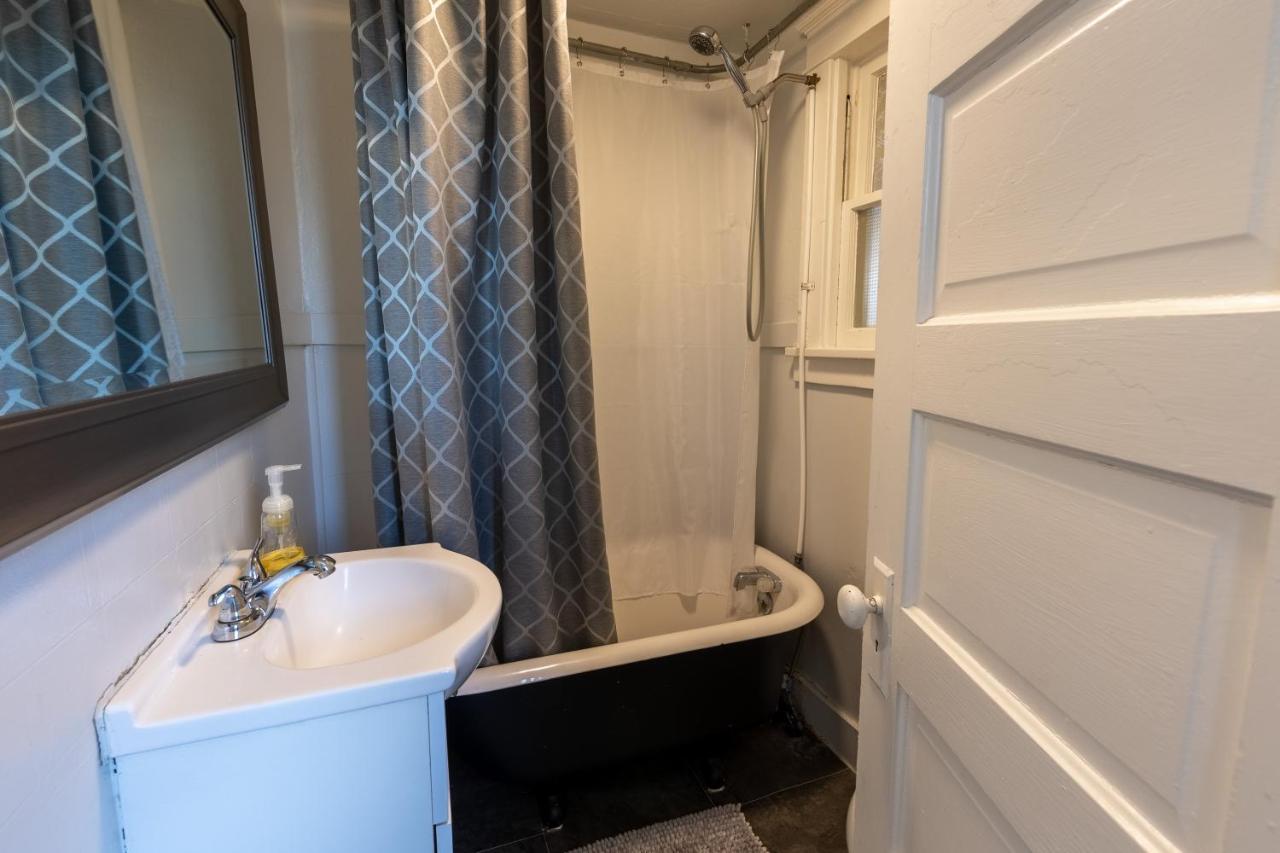 Downtown 1 Bedroom Charmer - Walk, Bike, Enjoy!! Rapid City Buitenkant foto